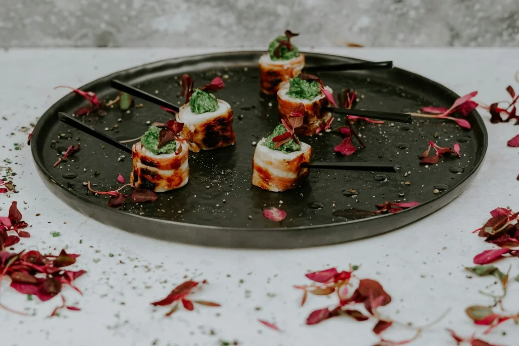 Bouchées raffinées pour réception à Montréal