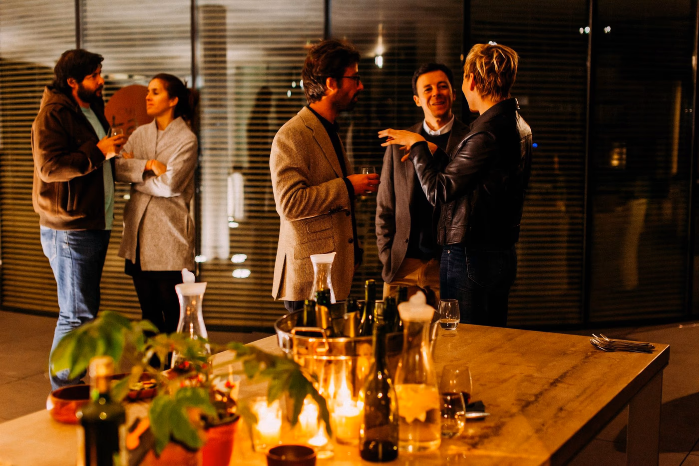 What Is the Price of a Cocktail Dinner per Person in Montreal?