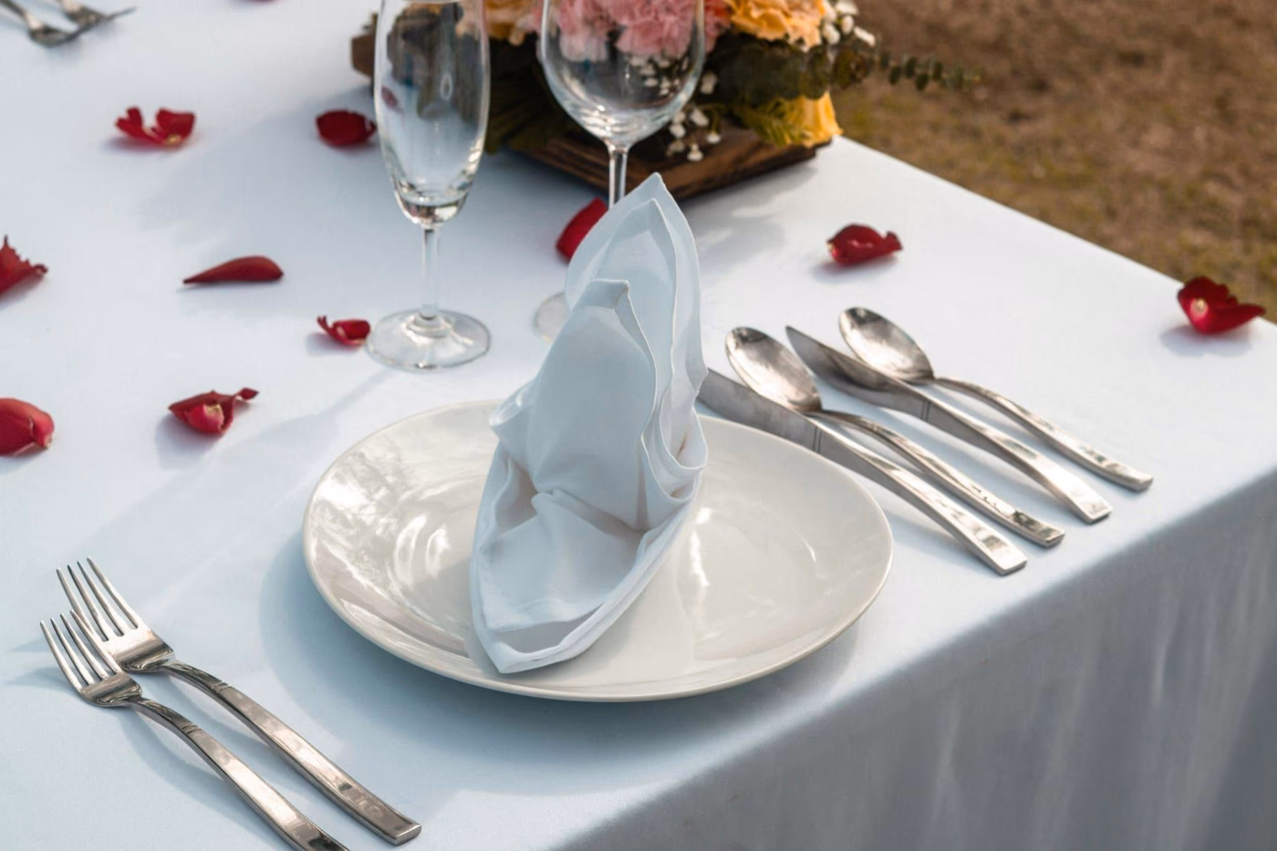 Romantic Dinner at Home: How to Create the Perfect Evening for Two