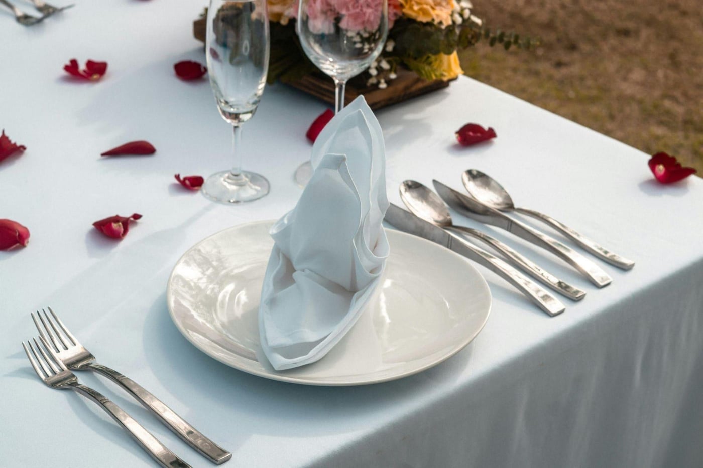 Romantic Dinner at Home: How to Create the Perfect Evening for Two